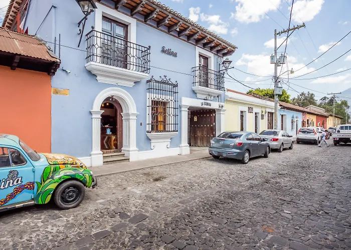 Socialtel Antigua Hotel